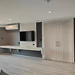 Solis Beach Hotel Rajamangala