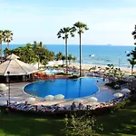 Novotel Rayong Rim Pae Resort