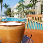 Bari Lamai Resort