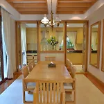 Royal Sammuk Villa