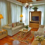 Royal Sammuk Villa
