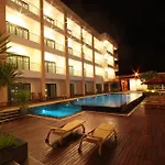 Paragon Suites Resort
