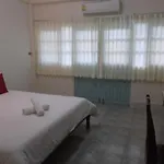 Albatross Guesthouse @ Thungwualaen Beach