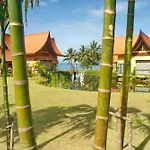Tha Lane Bay Villas