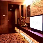 Maleewana Hotel & Resort