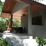 Le Pes Villas