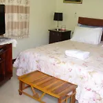 Home Stay Stc Bed And Breakfast