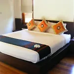 Baan Banyan Villa, Wood House Short Walk To Mae Nam Beach