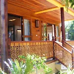 Baan Banyan Villa, Wood House Short Walk To Mae Nam Beach