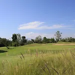 Mae Jo Golf Resort & Spa