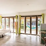 Mumsa Beach Resort & Restaurant