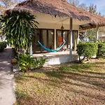 Mumsa Beach Resort & Restaurant