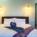Lipe Banyan Apartments