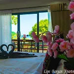 Lipe Banyan Apartments