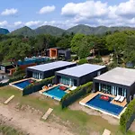 Sunshine Paradise Resort