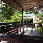 Baan Khaoneawdum