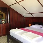 Sea Breeze House, Naiplao Beach