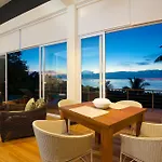 Overthemoon Luxury Pool Villas