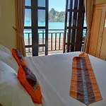 Phi Phi Green House & Sunsky Hostel