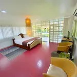 Baan Kratom Tong By The Sea