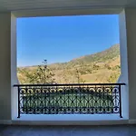 The Castell Condo By Nutthiwan Room 912 And 921
