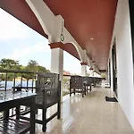 Lotus Friendly Hotel
