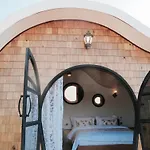 Kiri Pura Resort