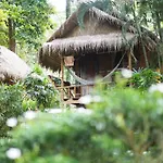 Little Eden Bungalows