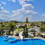 Khao Yai Art Tree Resort