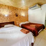 Lux Guesthouse