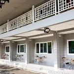 Baan Dara Resort