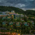 Crest Resort & Pool Villas - Sha Extra Plus