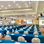 Dad D Resort By Lopburi Inn Resort