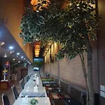 Bangkok Travel Suites Hotel