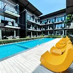 La Lune Beach Resort