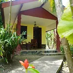 Khao Sok Holiday Resort