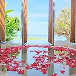 Sareeraya Villas & Suites