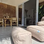 Sea Love Beach Bar & Bungalows