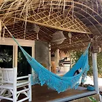 Sea Love Beach Bar & Bungalows