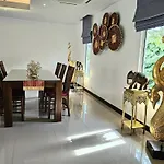 Jj Queen Villa And Spa Kohyaonoi