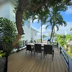 Vipa Seaview Villa