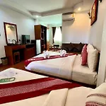 Sawadeelanna Hotel