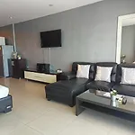 View Talay 6 Pattaya Beach Apartment By Honey