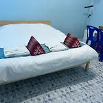 Noot\'S Bar And Guesthouse