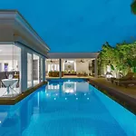 Pool Villa Pattaya H52
