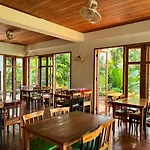 Riverhouse Resort