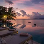 Chic Baan Capo - Luxury Four Bedroom Beachfront Villa