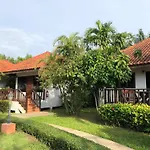Sailom Resort Bangsaphan
