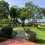 Sailom Resort Bangsaphan