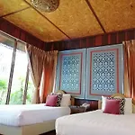 Capital O 991 Honey Hills Villa